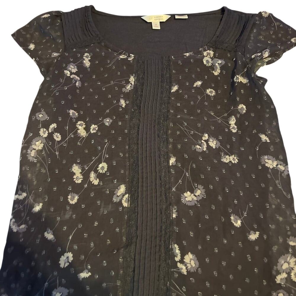 lauren conrad d shirt size medium